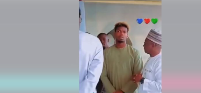 Paul Pogba à Tivaouane, visite les chantiers de la grande mosquée