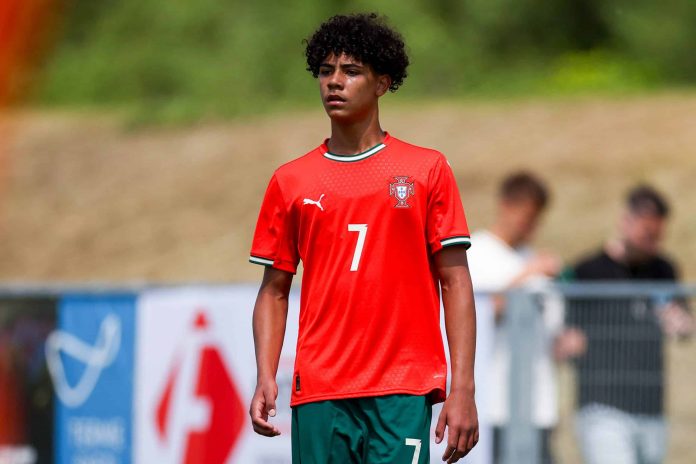 Mercato : le PSG s'intéresse à Cristiano Ronaldo Jr