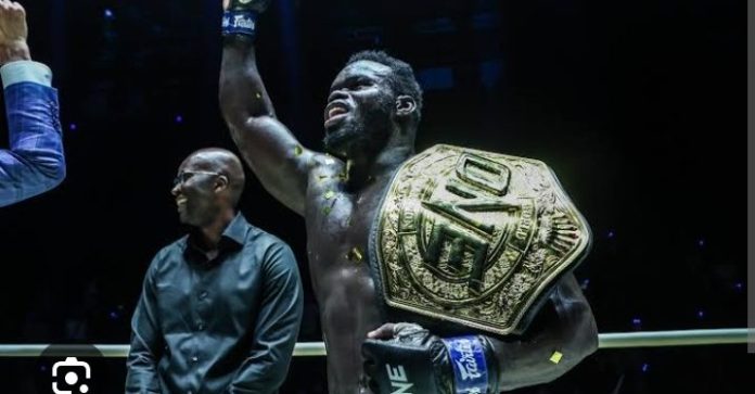 ONE Championship : Reug Reug remet son titre de champion du monde en jeu face à Anatoly Malykhin, le 15 mai