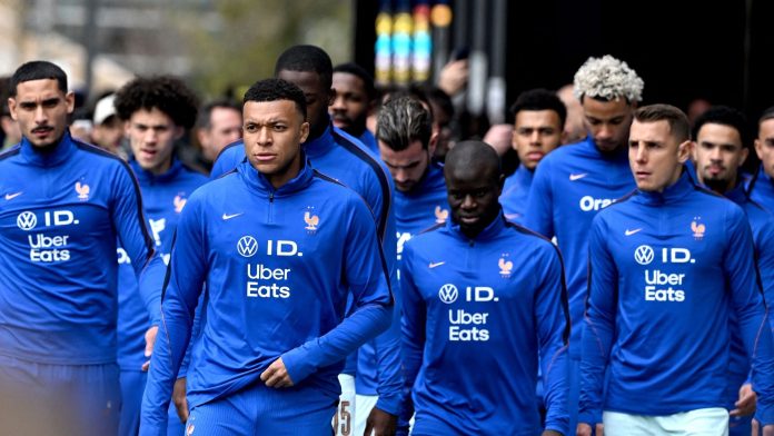 les Bleus au complet après l'arrivée des finalistes de la Ligue des